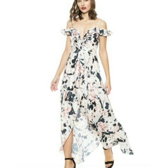 Alexia Admor Dresses & Skirts - Alexia Admor floral dress NWT